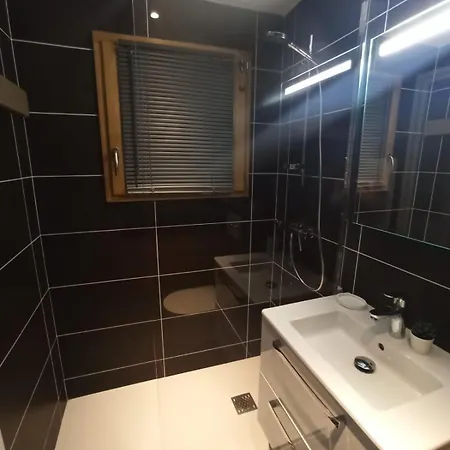 Le Cocon Des Carroz, Au Centre De La Station Et Proximite Des Pistes, 4 Pers Apartment Araches-la-Frasse